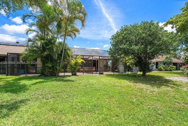 1367 Riverside Cir 1367, Wellington, FL 33414
