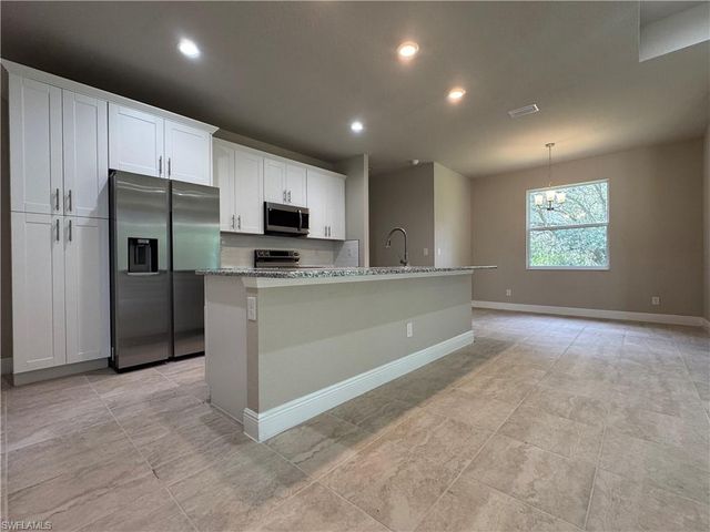 1304 Andover DR, Labelle, FL 33935