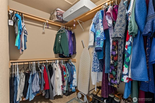 1835 Yew Avenue NE, Olympia, WA 98506