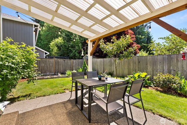 1835 Yew Avenue NE, Olympia, WA 98506