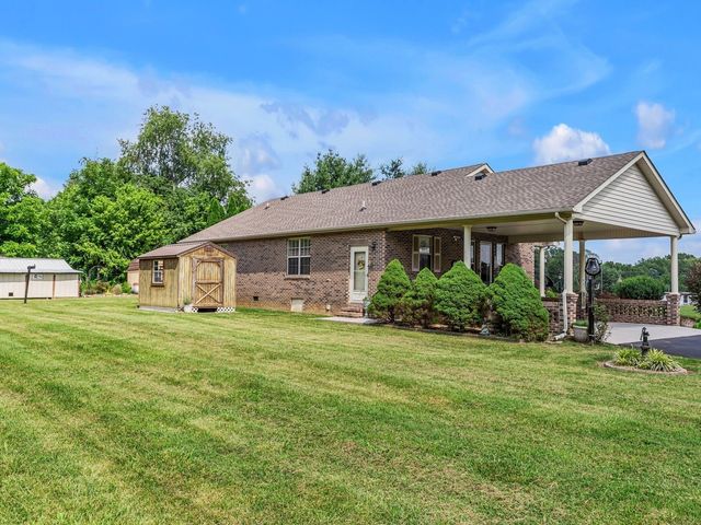 7807 McMinnville Hwy, Morrison, TN 37357