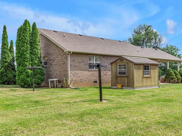 7807 McMinnville Hwy, Morrison, TN 37357