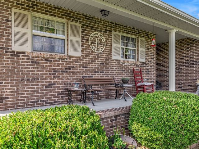 7807 McMinnville Hwy, Morrison, TN 37357