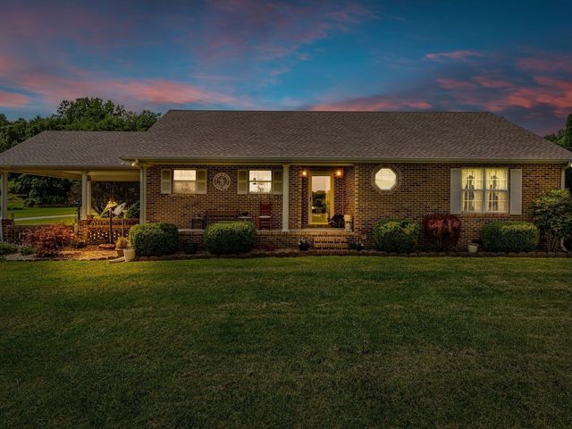 7807 McMinnville Hwy, Morrison, TN 37357