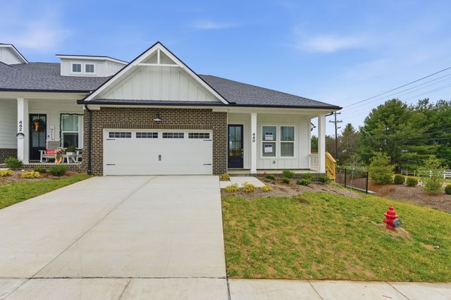 440 Buckwood Avenue, W, Thompsons Station, TN 37179