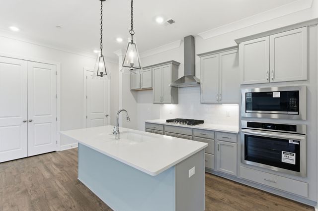 440 Buckwood Avenue, W, Thompsons Station, TN 37179