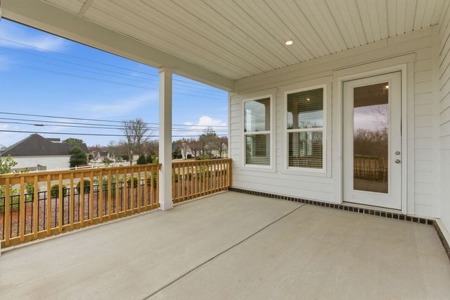 440 Buckwood Avenue, W, Thompsons Station, TN 37179