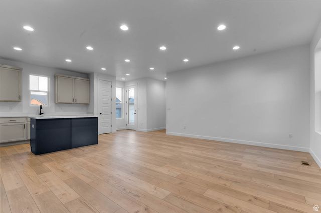 7009 W HIDDEN WAY, West Jordan, UT 84081