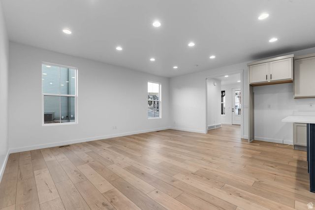 7009 W HIDDEN WAY, West Jordan, UT 84081
