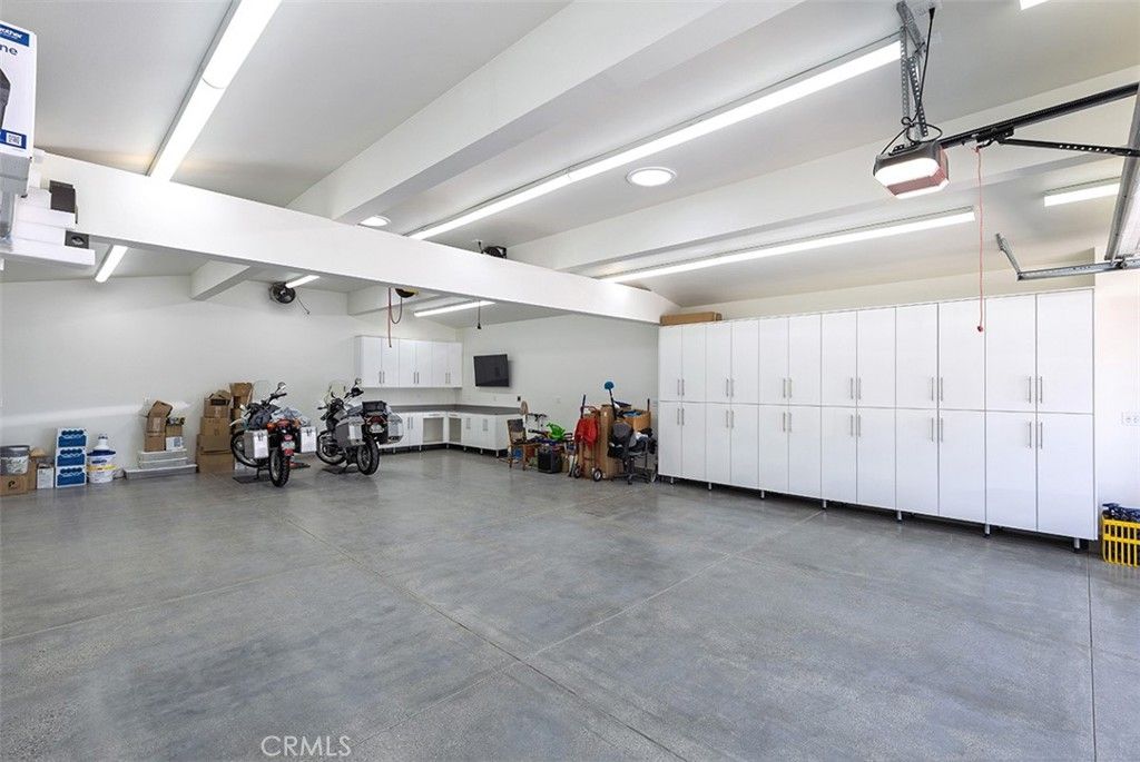 Image 24 of property listing at 8820 Meadowbrook, Buena Park, CA 90621