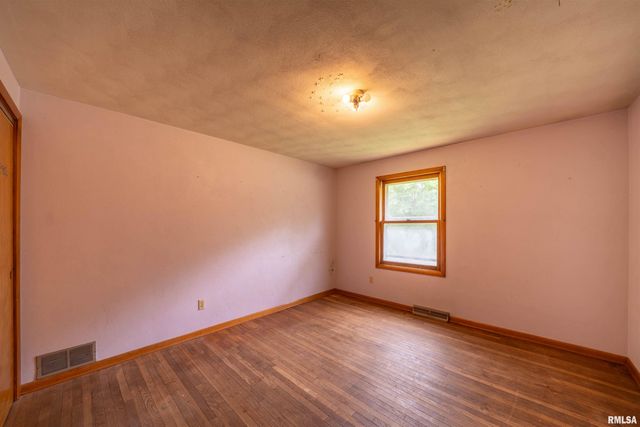 23907 VETERANS Road, Morton, IL 61550