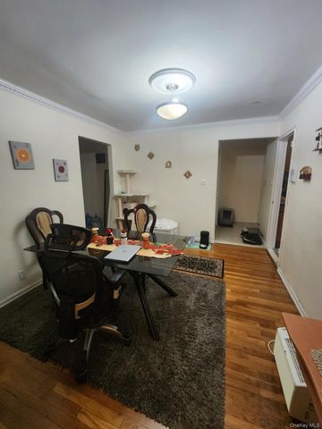 118-60 Metropolitan Avenue 3E, Kew Gardens, NY 11415