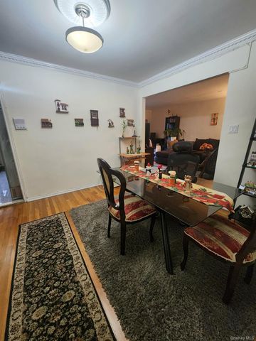 118-60 Metropolitan Avenue 3E, Kew Gardens, NY 11415
