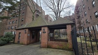 118-60 Metropolitan Avenue 3E, Kew Gardens, NY 11415