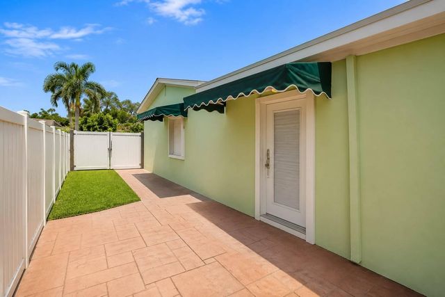 3311 SW 105th Court, Miami, FL 33165