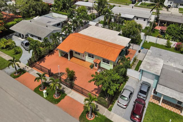 3311 SW 105th Court, Miami, FL 33165