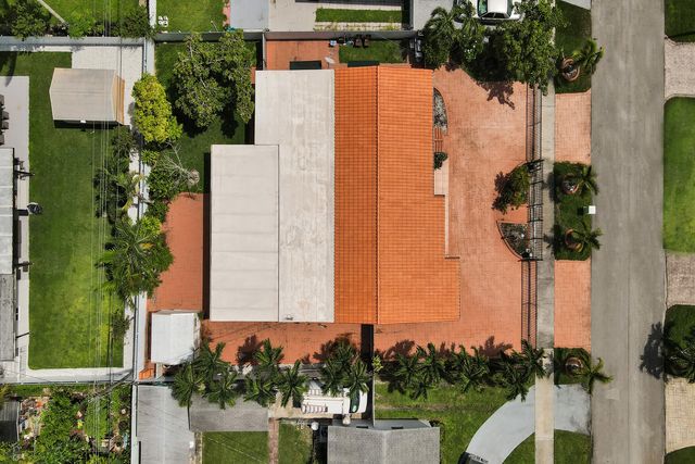 3311 SW 105th Court, Miami, FL 33165