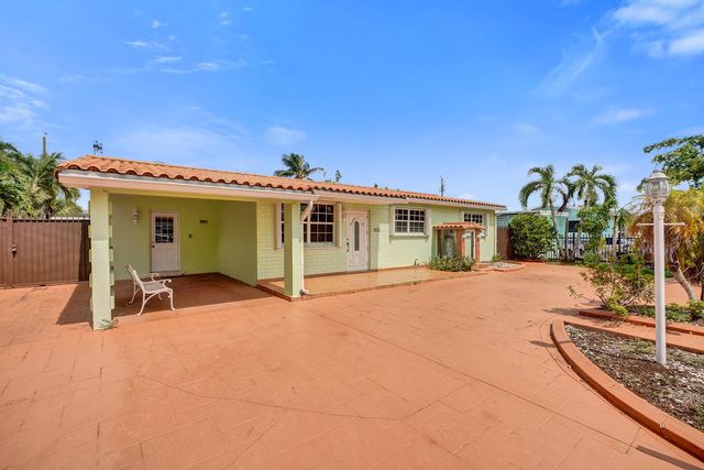 3311 SW 105th Court, Miami, FL 33165