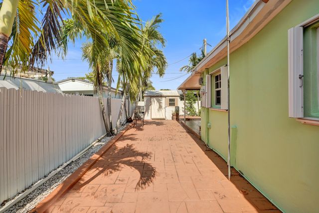 3311 SW 105th Court, Miami, FL 33165