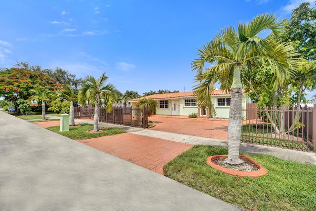 3311 SW 105th Court, Miami, FL 33165