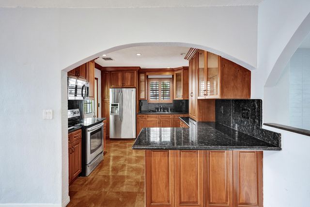 3311 SW 105th Court, Miami, FL 33165