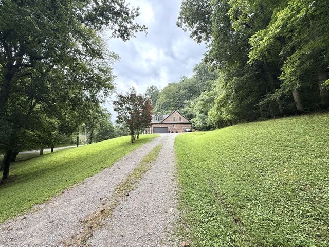 500 Indian Creek Rd, Pulaski, TN 38478