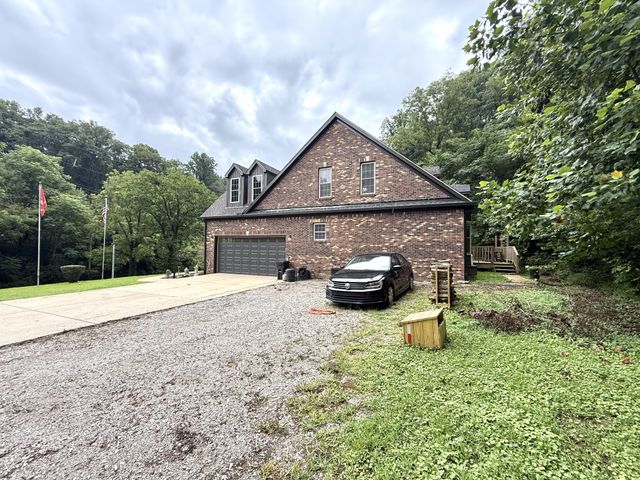500 Indian Creek Rd, Pulaski, TN 38478