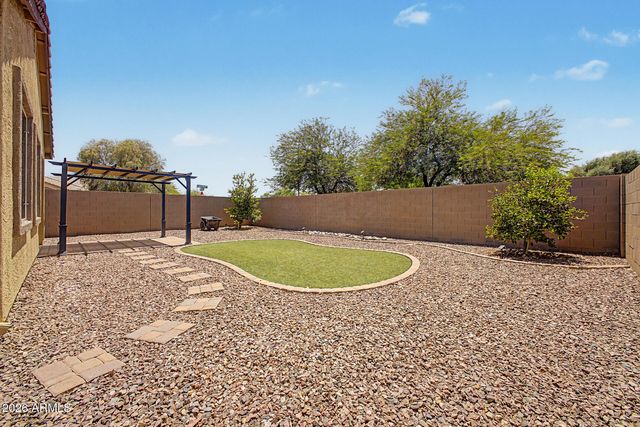 28446 N BROKEN SHALE Drive, San Tan Valley, AZ 85143