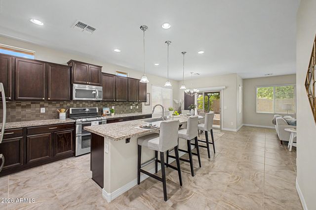 28446 N BROKEN SHALE Drive, San Tan Valley, AZ 85143