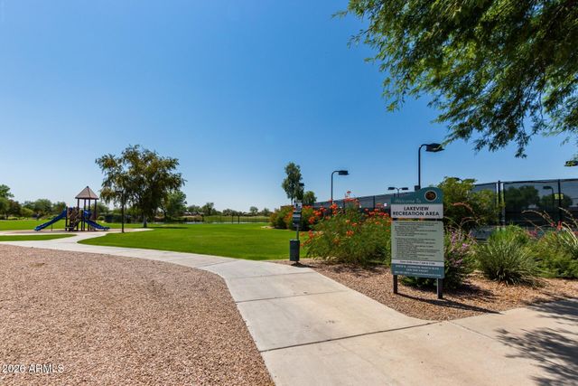 28446 N BROKEN SHALE Drive, San Tan Valley, AZ 85143