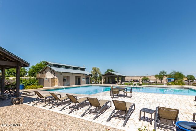 28446 N BROKEN SHALE Drive, San Tan Valley, AZ 85143
