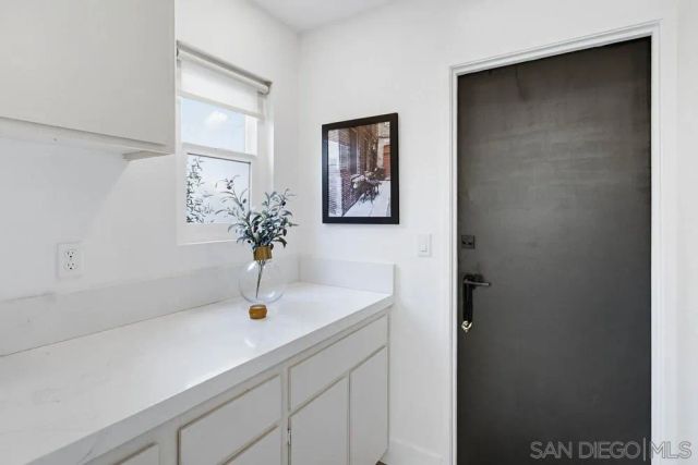 12795 Via Moura, San Diego, CA 92128
