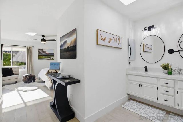 12795 Via Moura, San Diego, CA 92128