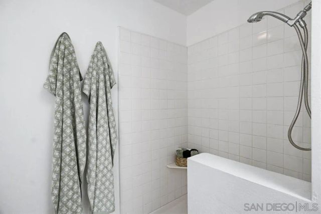 12795 Via Moura, San Diego, CA 92128