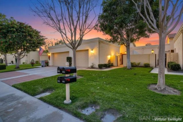12795 Via Moura, San Diego, CA 92128