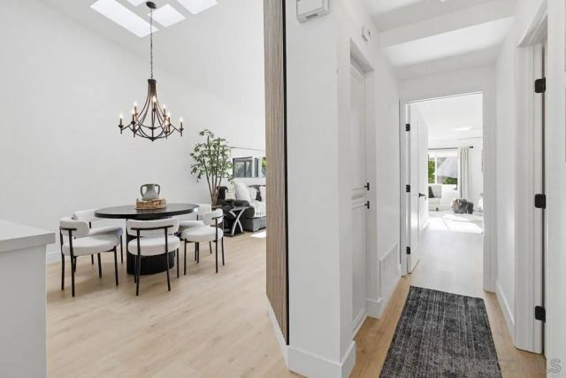 12795 Via Moura, San Diego, CA 92128