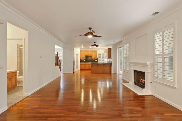 4305 Lourmarin Ln, Modesto, CA 95356