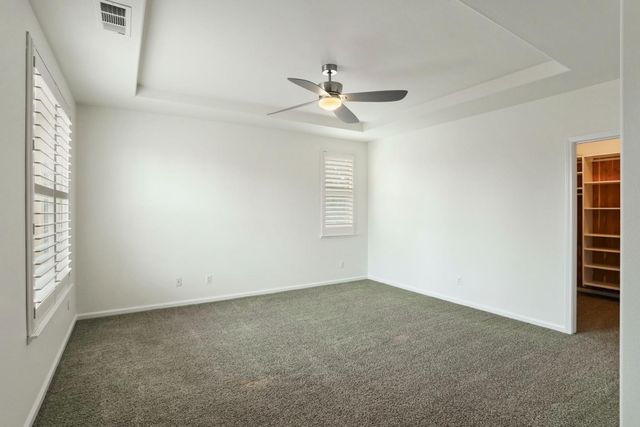 4305 Lourmarin Ln, Modesto, CA 95356