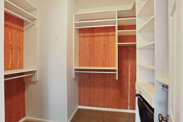 4305 Lourmarin Ln, Modesto, CA 95356