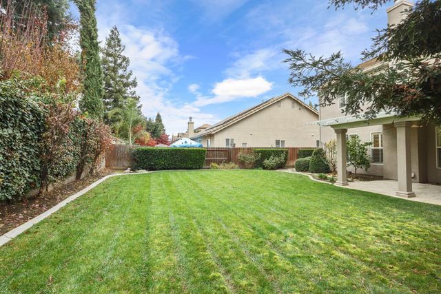 4305 Lourmarin Ln, Modesto, CA 95356