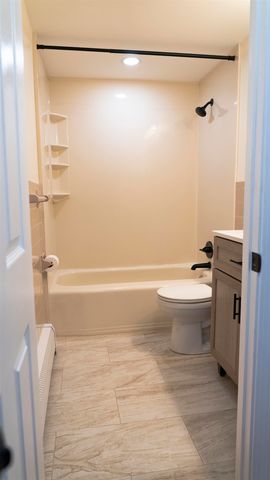 3 Silvestri Cir Unit 16, Derry, NH 03038