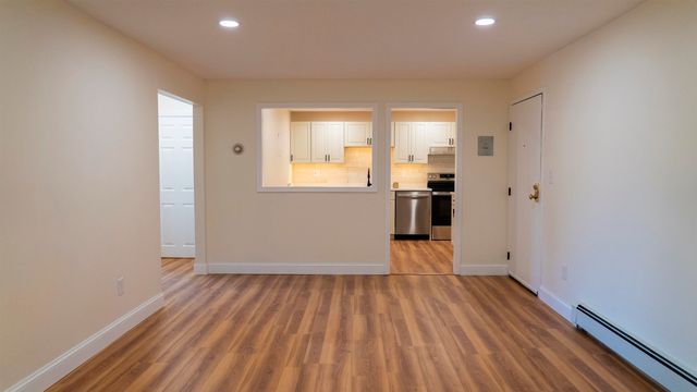 3 Silvestri Cir Unit 16, Derry, NH 03038
