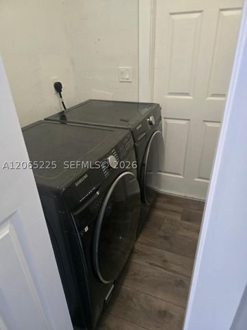 18025 NW 17th Ave, Miami Gardens, FL 33056
