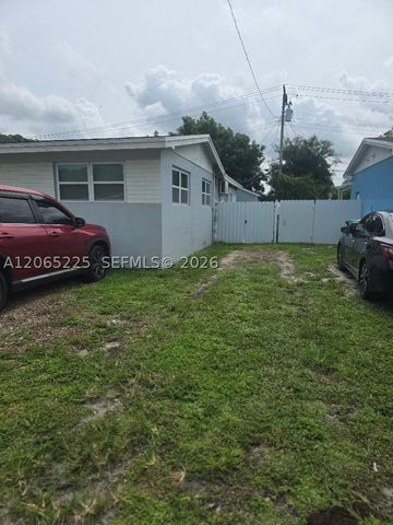 18025 NW 17th Ave, Miami Gardens, FL 33056