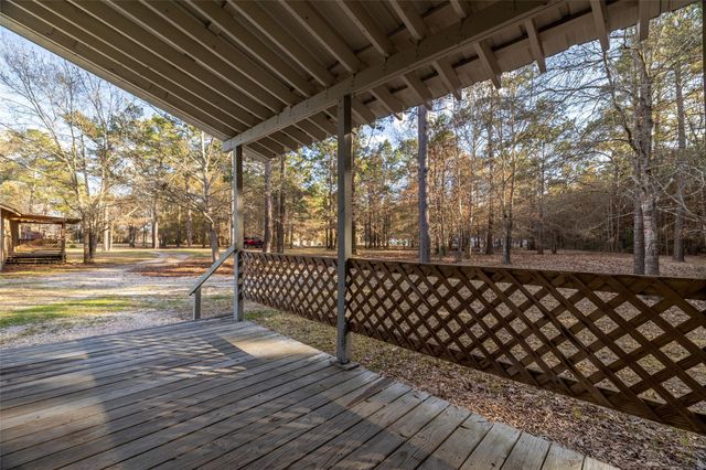 2405 County Road 2235, Cleveland, TX 77327