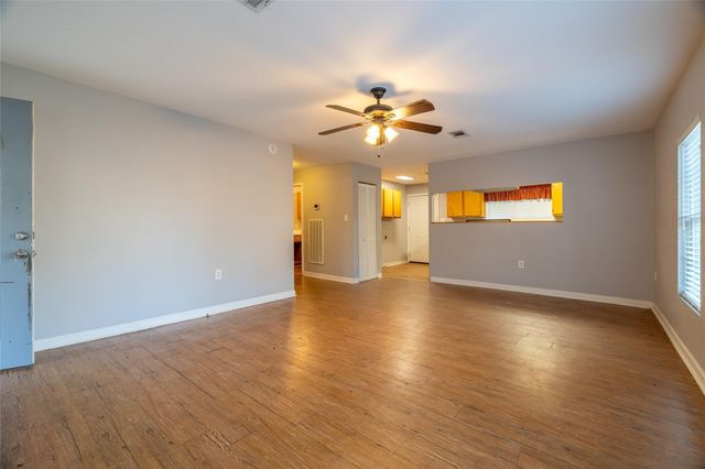 2405 County Road 2235, Cleveland, TX 77327