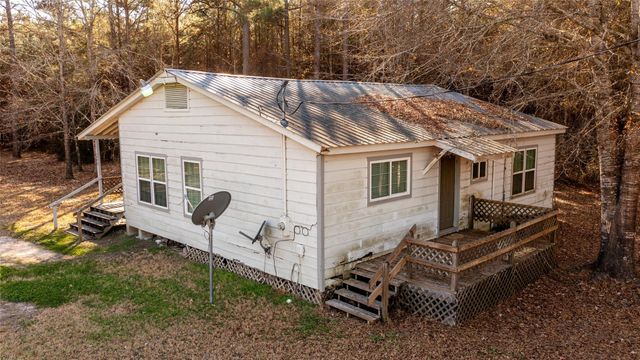 2405 County Road 2235, Cleveland, TX 77327