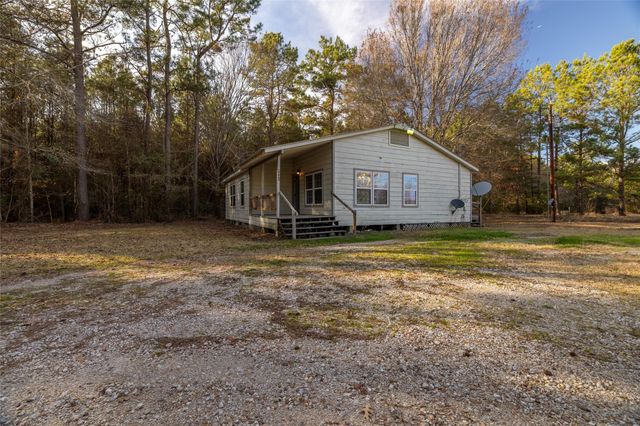 2405 County Road 2235, Cleveland, TX 77327