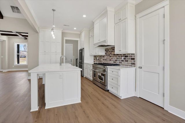 265 NEBHUT LN, Rossville, TN 38066