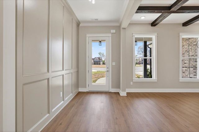 265 NEBHUT LN, Rossville, TN 38066